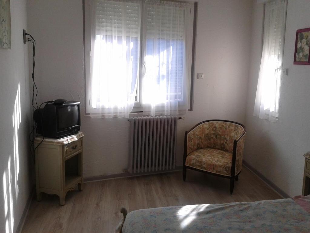 L' Auberge Campagnarde, Lourdes Poueyferré Quarto foto